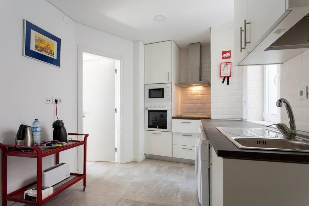 Appartement Near The River 3 Bedrooms Flat, With Ac For 9 Lisboa